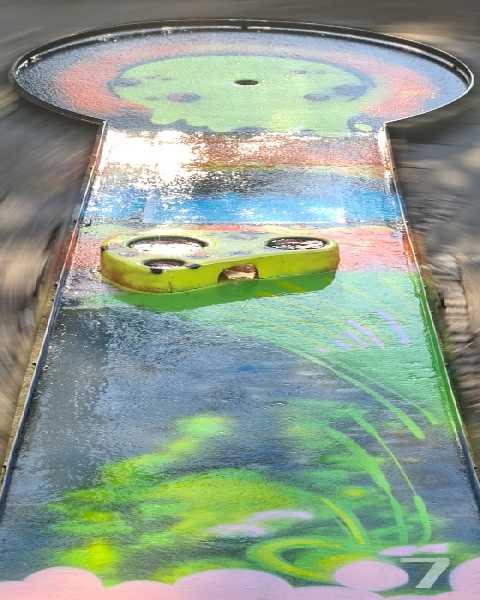 miniGOLF Bahn 07 - Schrger Kreis mit Niere